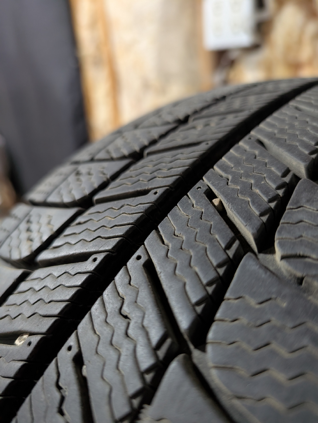 (4)-235/45R18 Winter Tires/Steel Rims Off 2014 Ford Fusion 5x108
