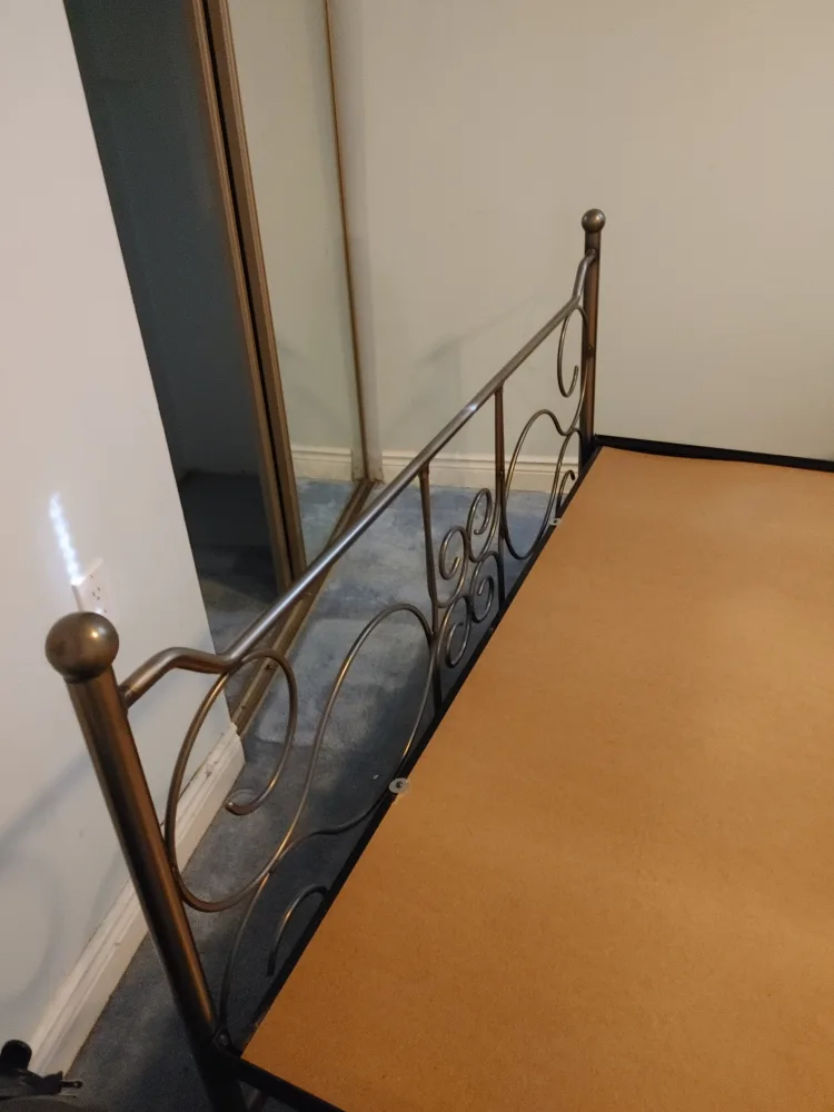 🧡AMISCO METAL QUEEN FRAME MINT CONDITION image indicator(2)