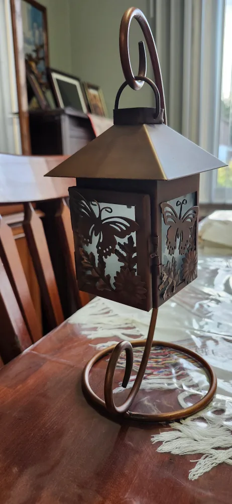 Butterfly Lantern with Stand image indicator(4)