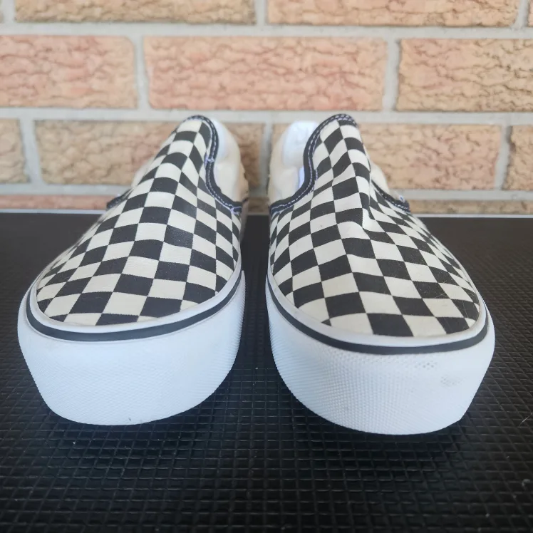 Vans Classic Checkerboard  Skate Sneakers unisex M 10.5  W 12 image indicator(6)