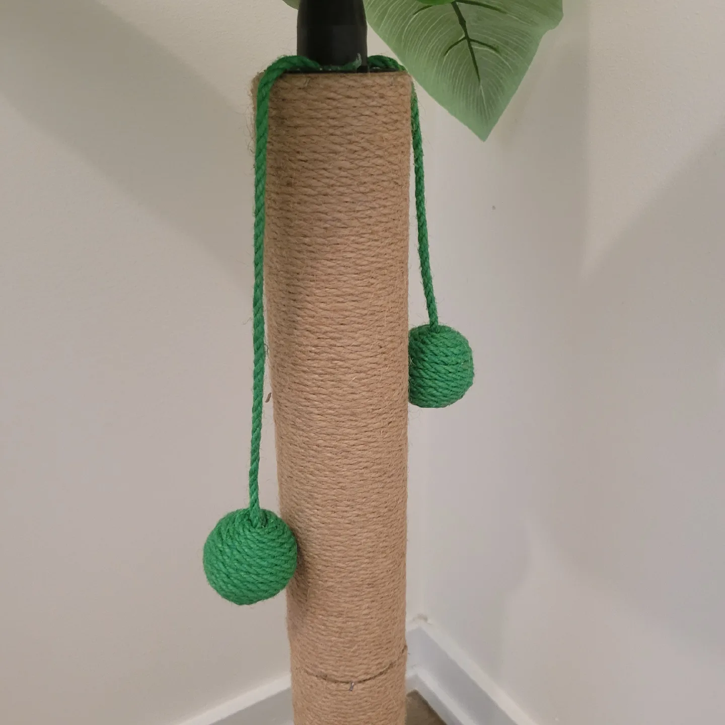 NEW!! Palm Cat Scratching Post image indicator(3)