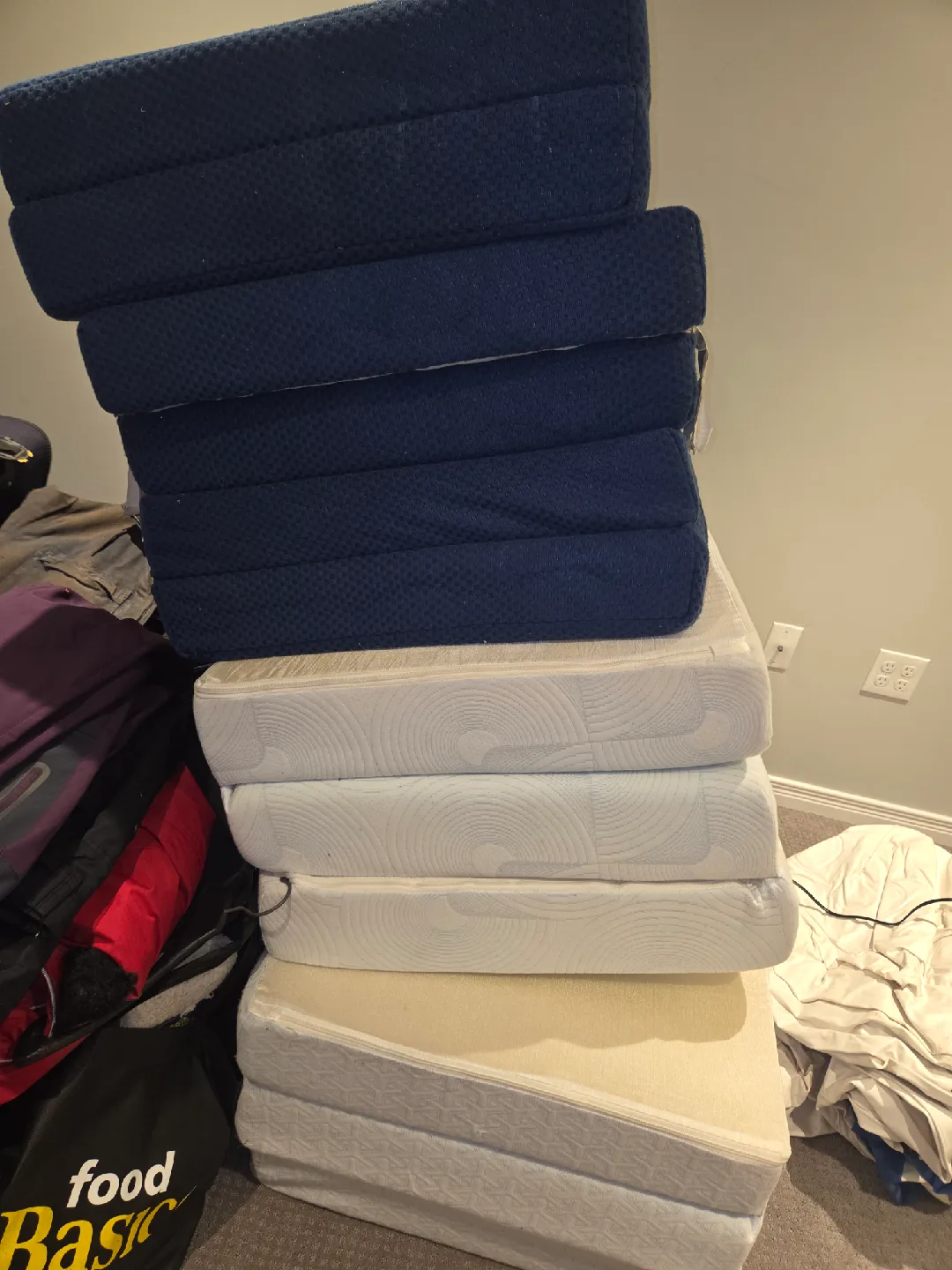 Mattress Toppers - Assorted Sizes image indicator(2)