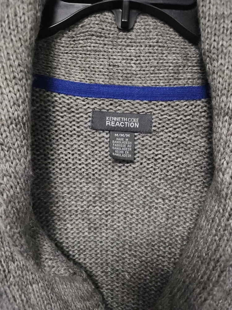 Kenneth Cole Reaction Gray Cardigan - Size M image indicator(2)