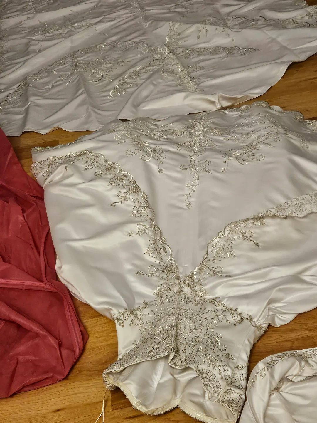 St. Mary's Wedding Dress image indicator(5)