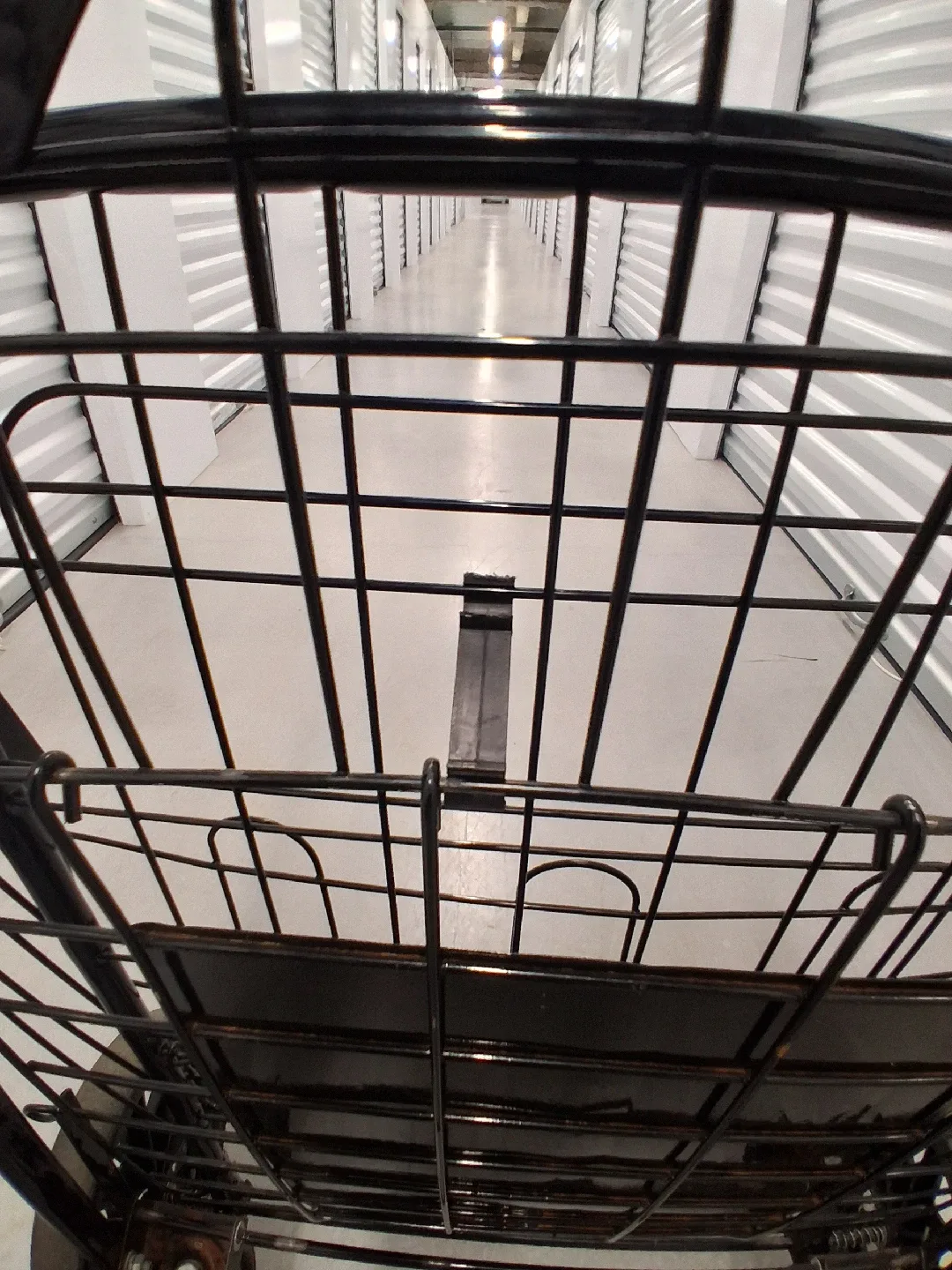 Metal Rolling Shopping Cart image indicator(6)