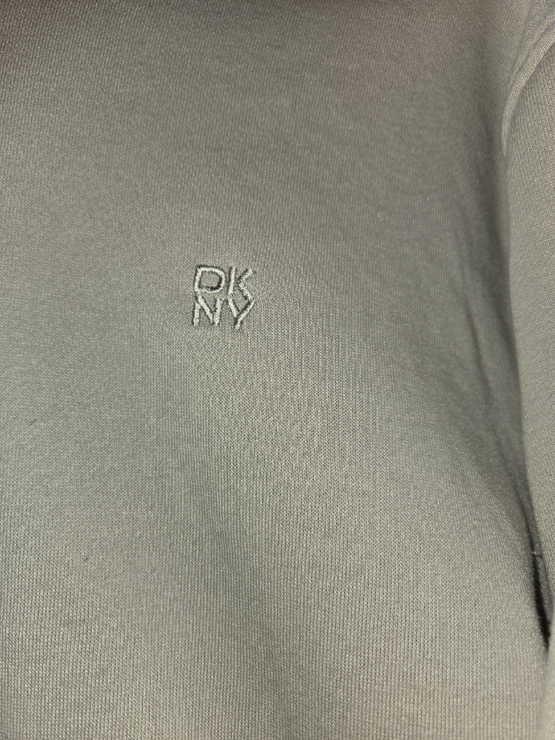 BNWT Men's DKNY Hoodie - photo 4