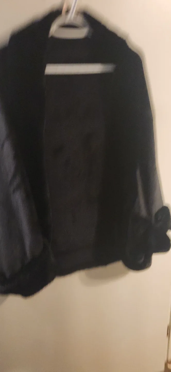 La Vie en Rose Black Faux Fur Poncho O/S image indicator(2)