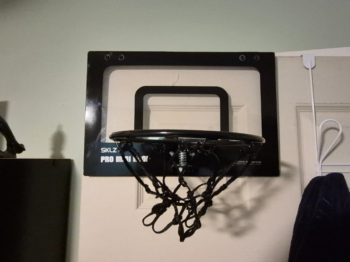 SKLZ Pro Mini Hoop - Indoor Basketball image indicator(2)