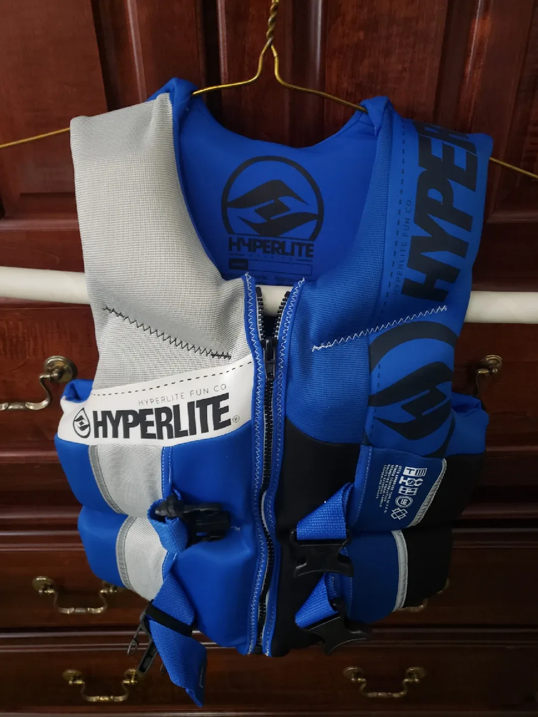 Hyperlite Youth Life Jacket (60-90 lbs) thumbnail