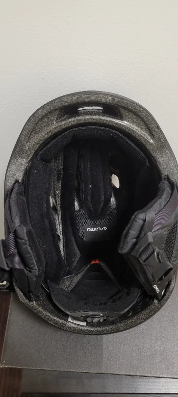 GIRO Snow Helmet - Matte Black image indicator(5)