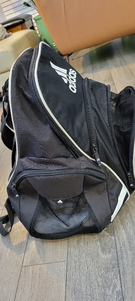 Adidas Black soccer  Backpack image indicator(3)