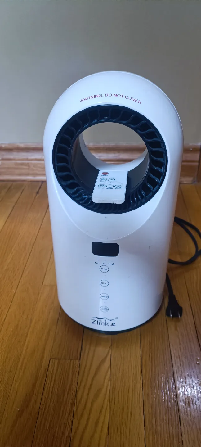 Zlinke Fan Heater with Remote thumbnail