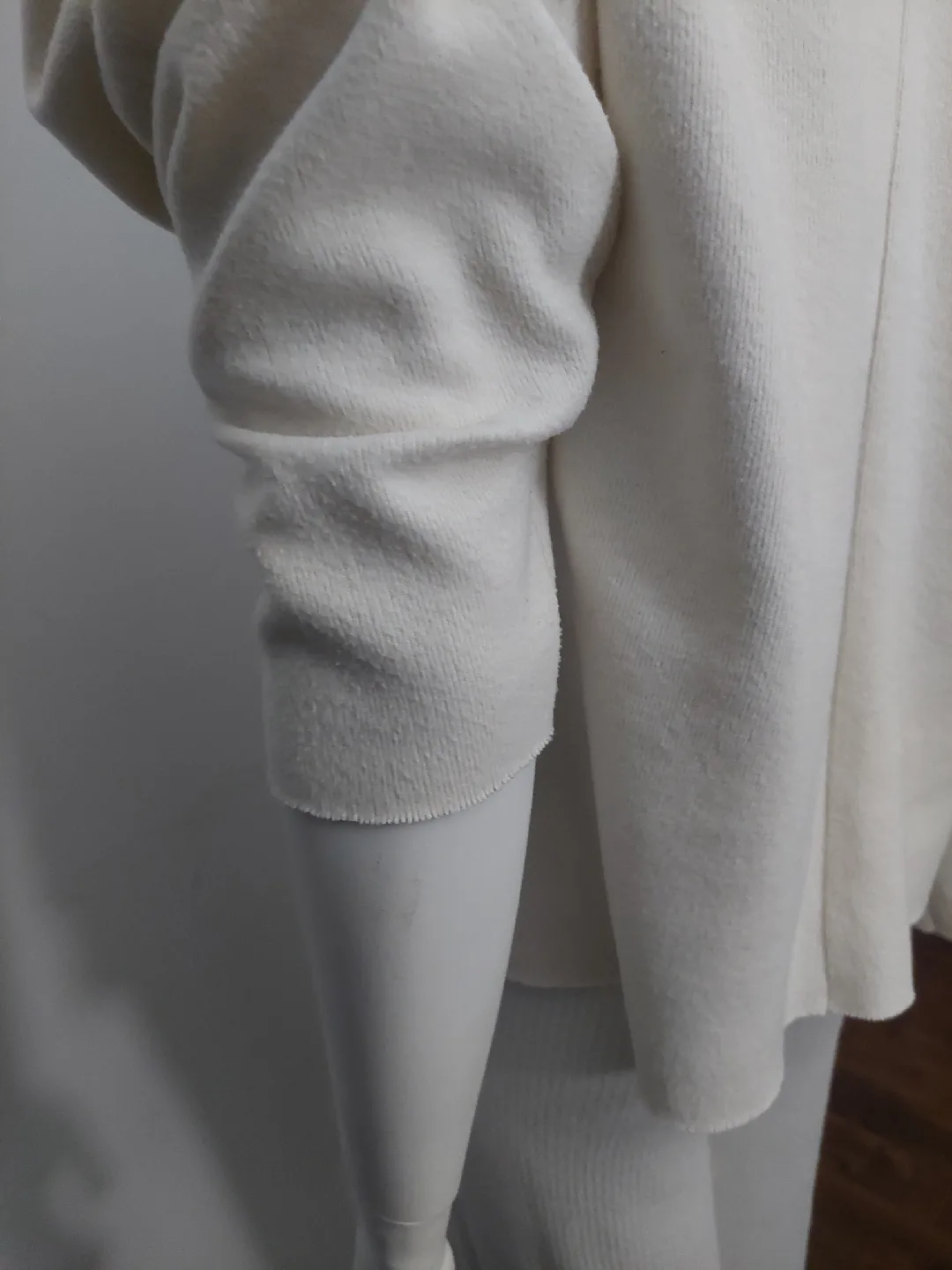 Off White  Medium Cream Knit Sweater from Zara image indicator(5)