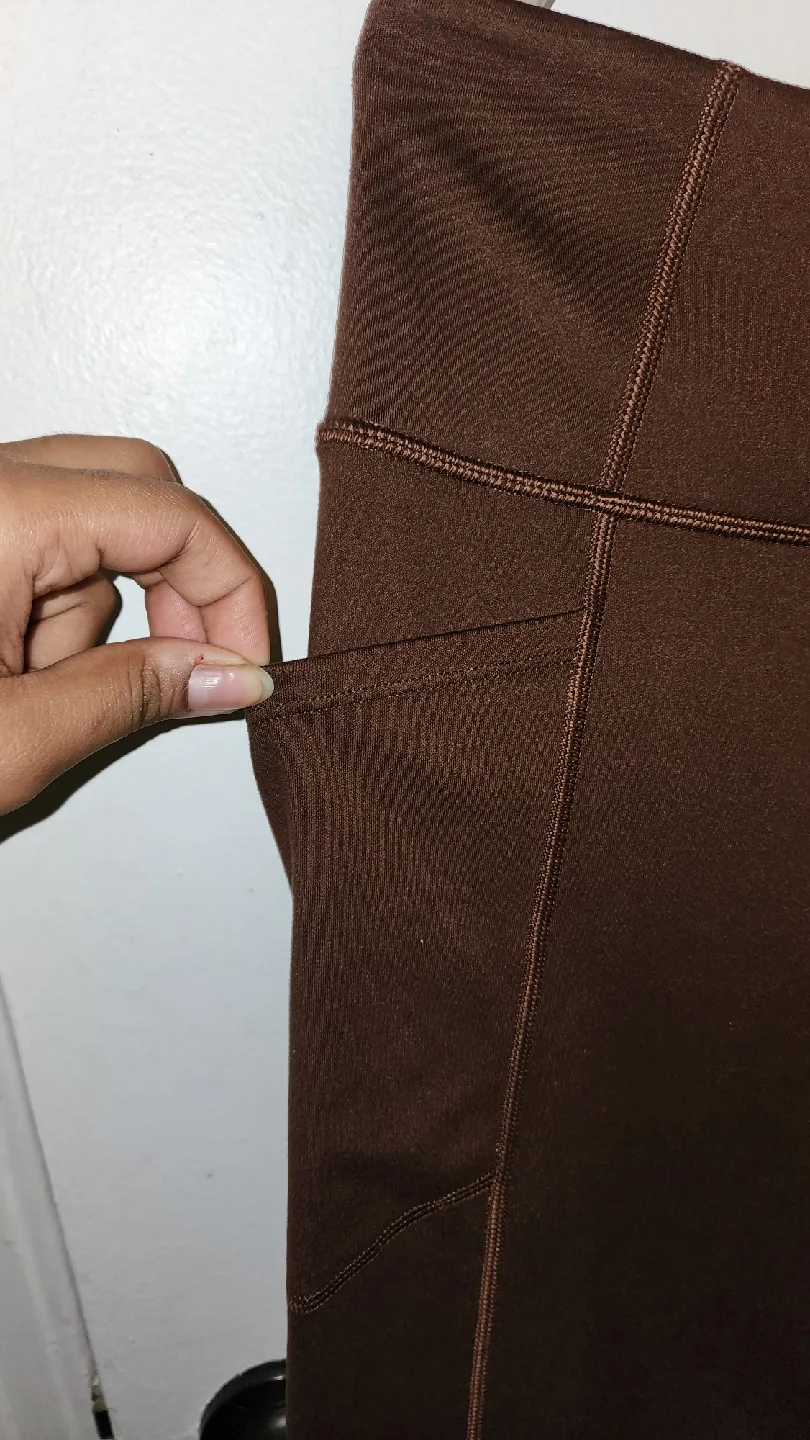 VS Brown Leggings with Pockets image indicator(7)