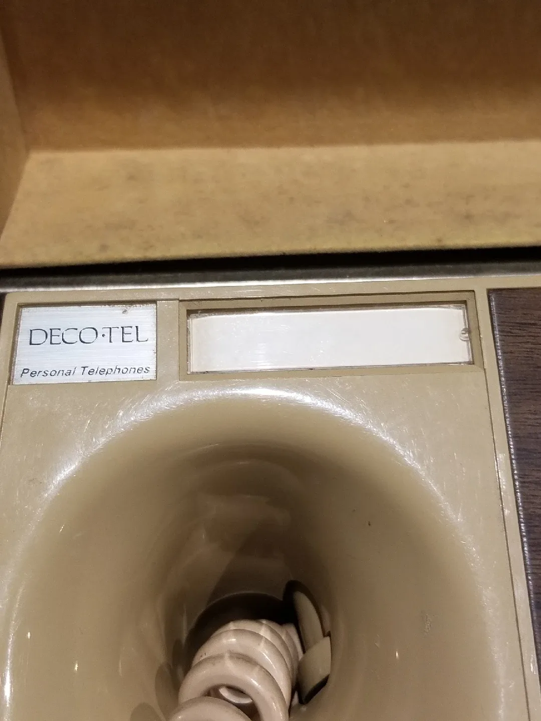 DECO-TEL Personal Telephone in Box image indicator(3)