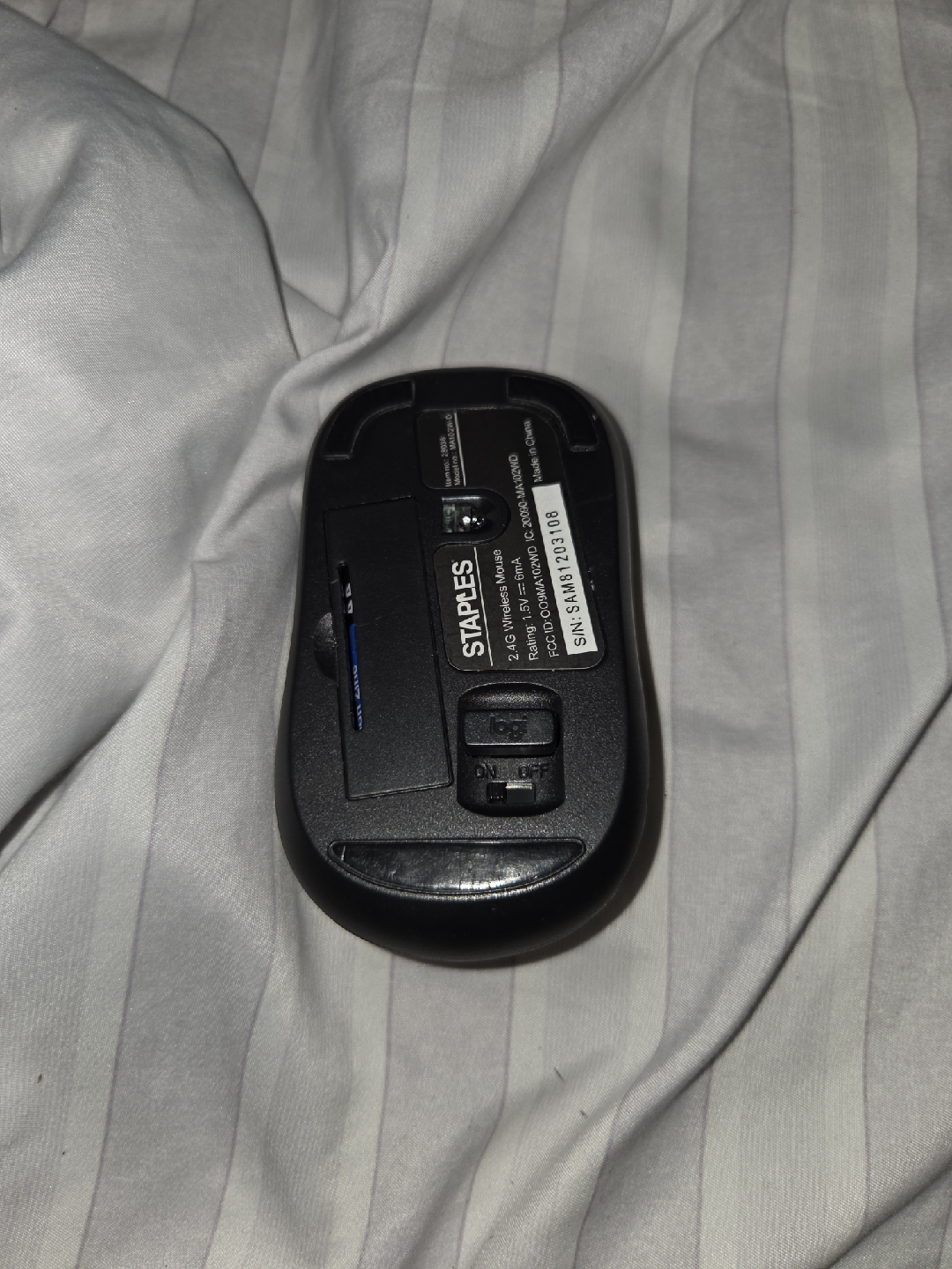 Staples 2.4 GHz Wireless Mouse - photo 4