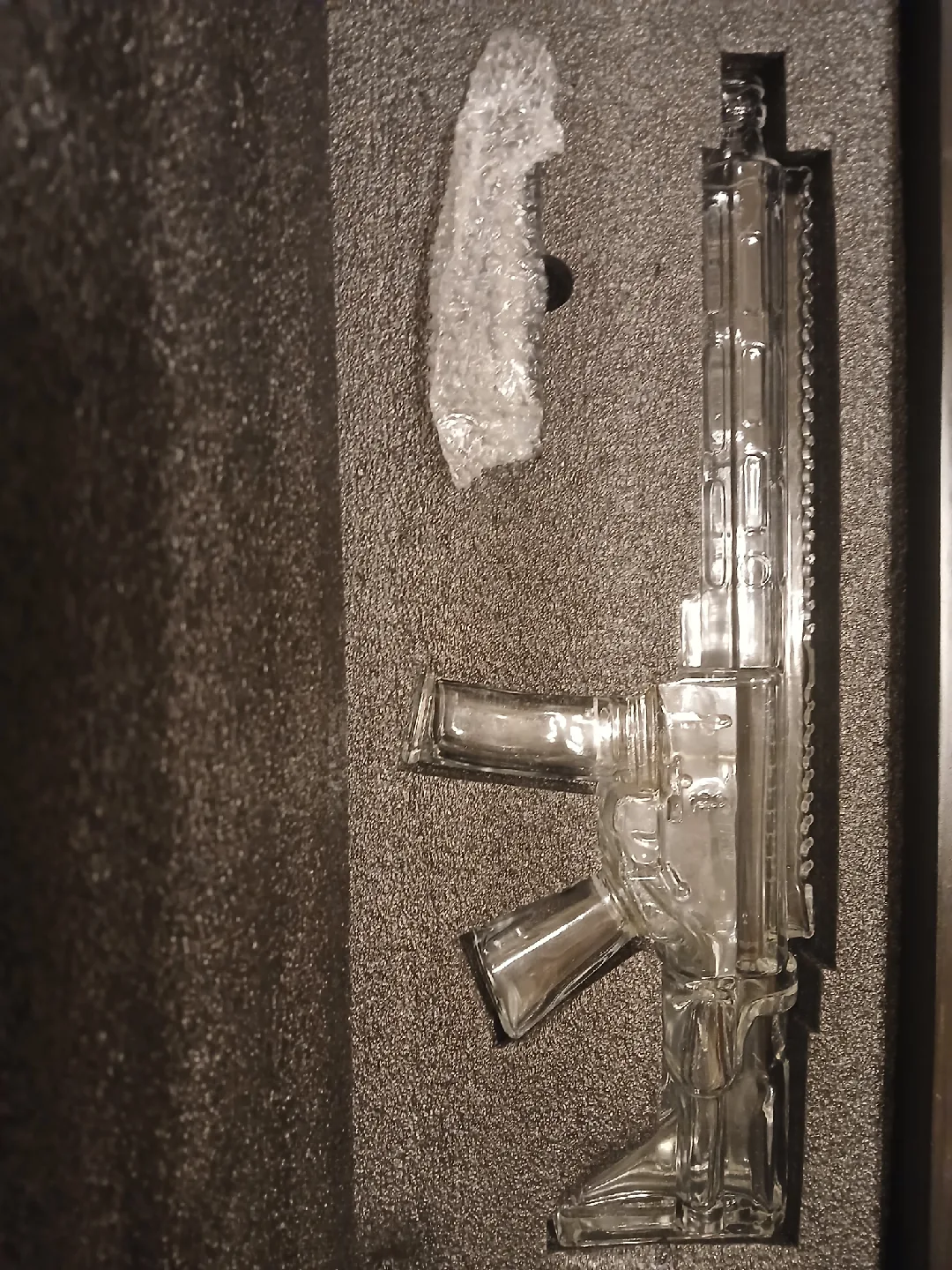 Gun Shaped Decanter Set image indicator(3)