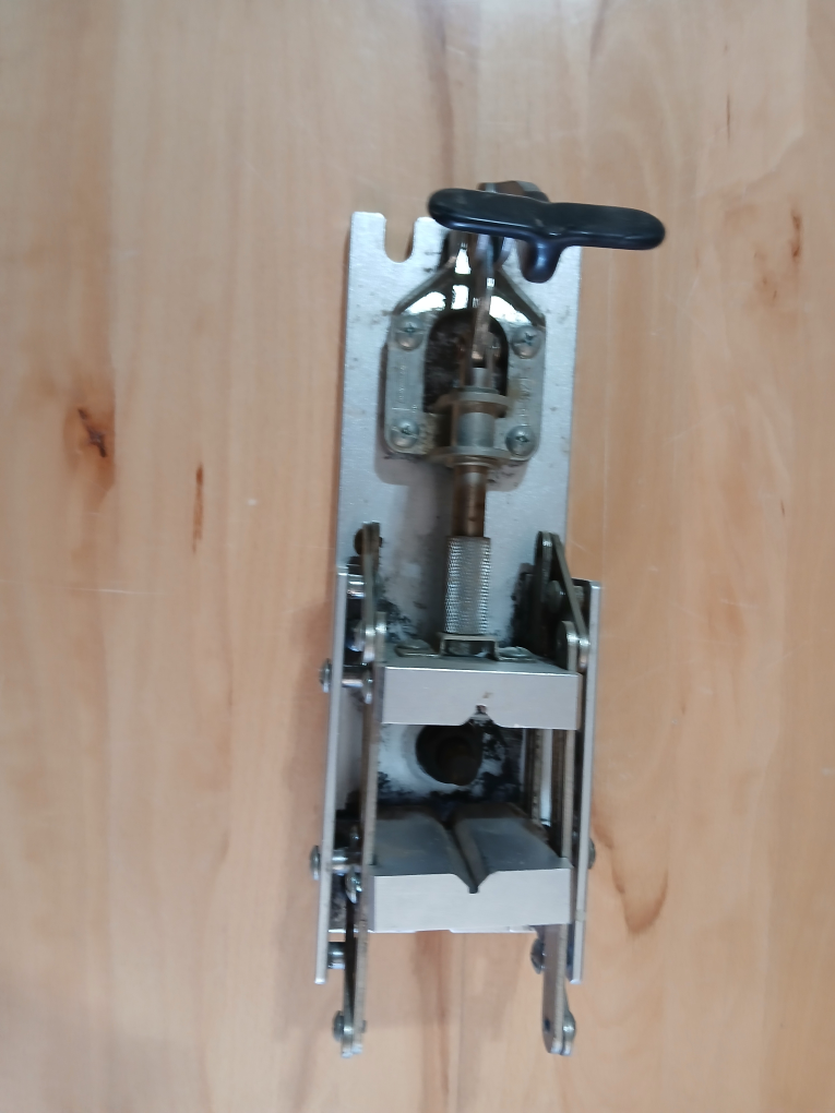 Heavy-Duty Toggle Latch Clamp – Stainless Steel Construction