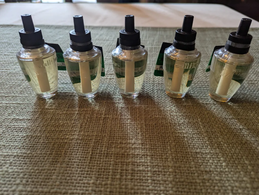 Bath & Body Works Wallflowers Christmas Cabin Refill image indicator(3)