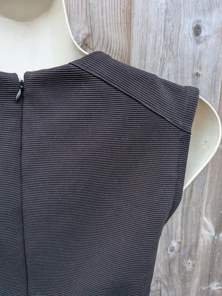 Little Black Dress image indicator(5)