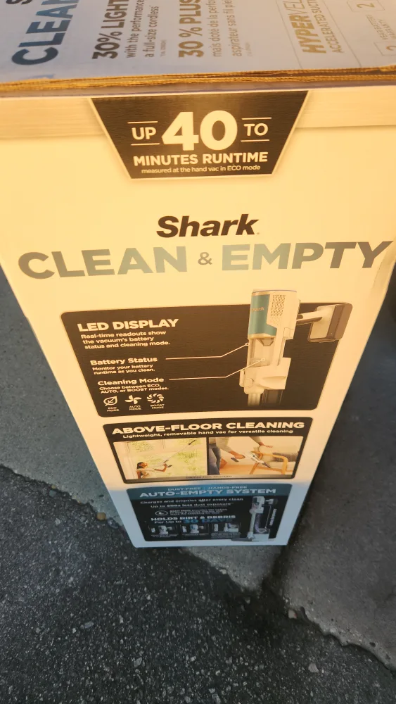 Shark Clean & Empty Cordless Vacuum image indicator(2)
