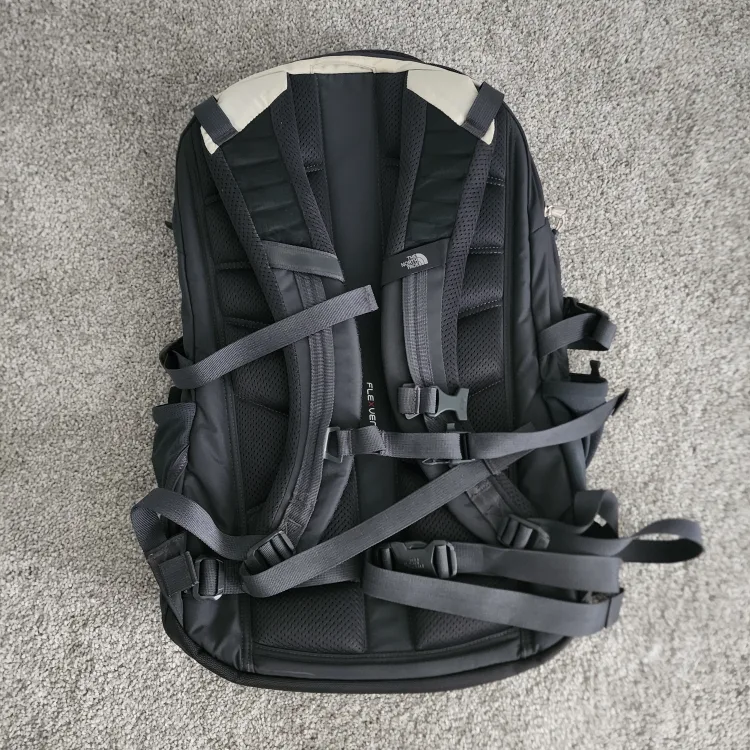 The North Face Borealis Backpack - Black & Beige image indicator(2)