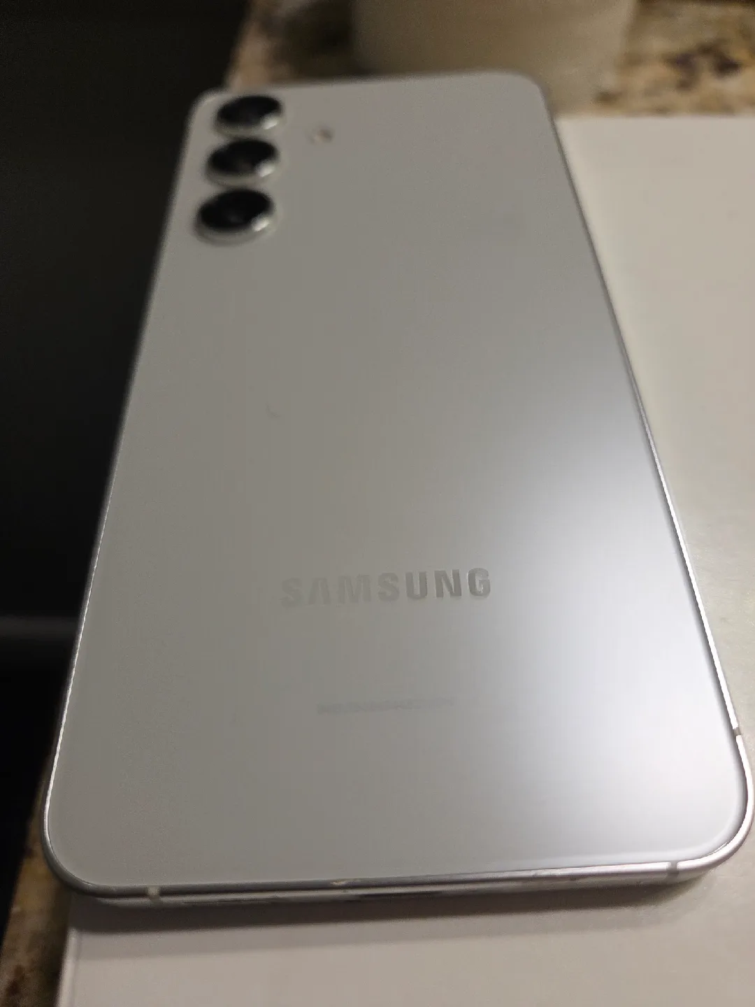 Samsung S25 Never Used Going For Over Half Price !they image indicator(3)