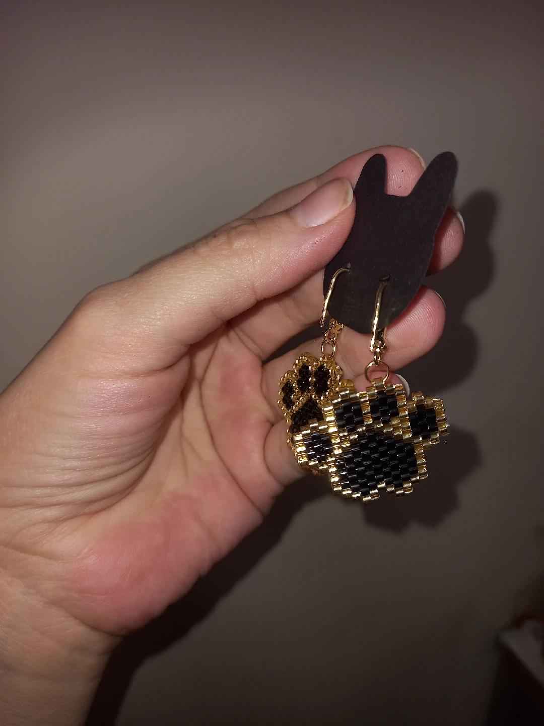 Handmade Beaded Paw Print Earrings - photo 2