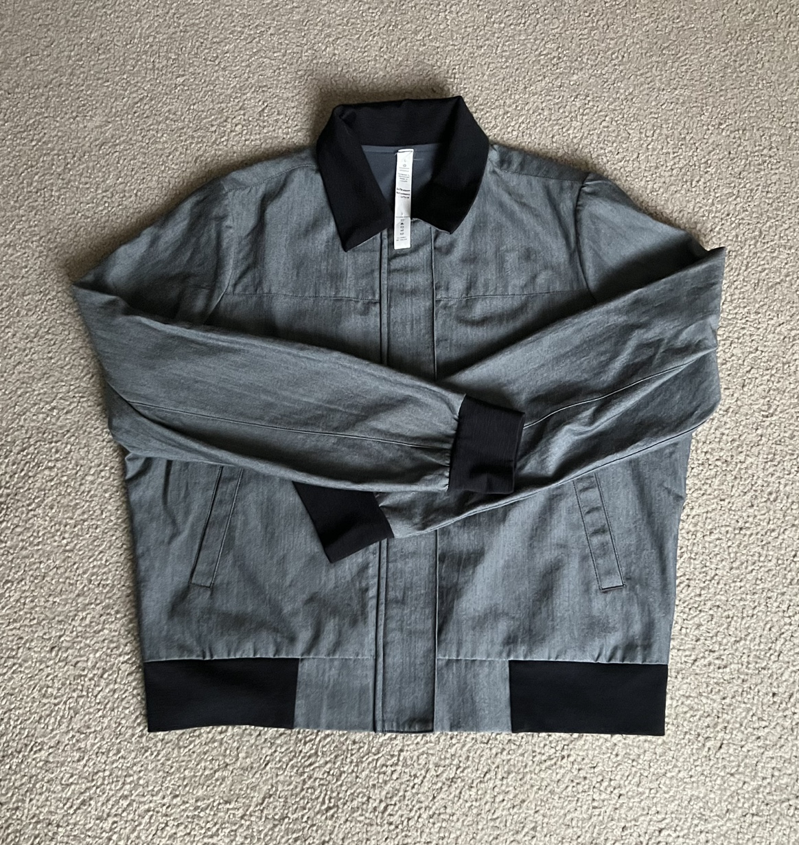 Lululemon Bomber Jacker - photo 3