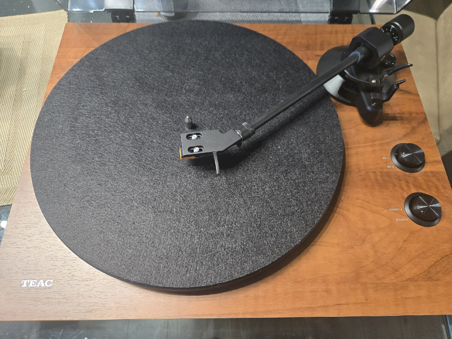 TEAC TN-280BT - photo 2