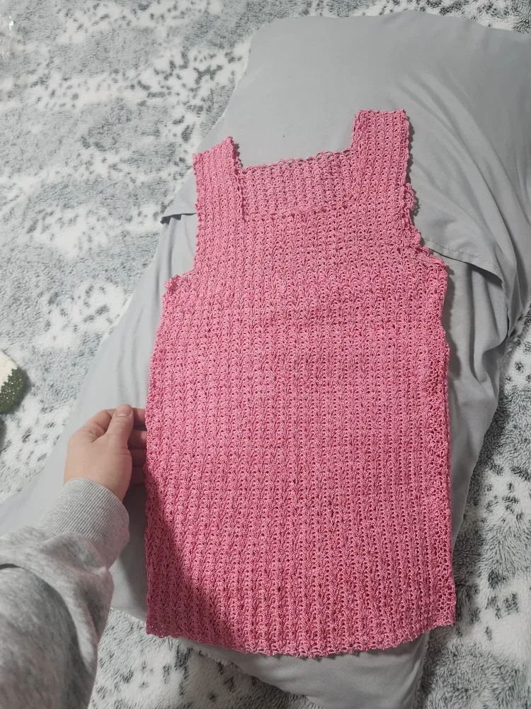 Handmade Pink Crochet Tank Top image indicator(3)