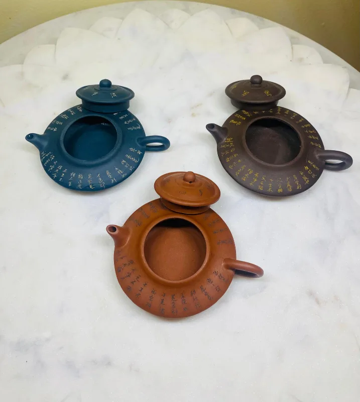 Set of 3 Chinese Clay Teapots yixing image indicator(2)