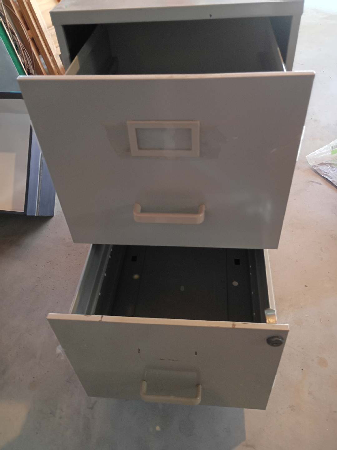 Two drawer file cabinet - photo 2