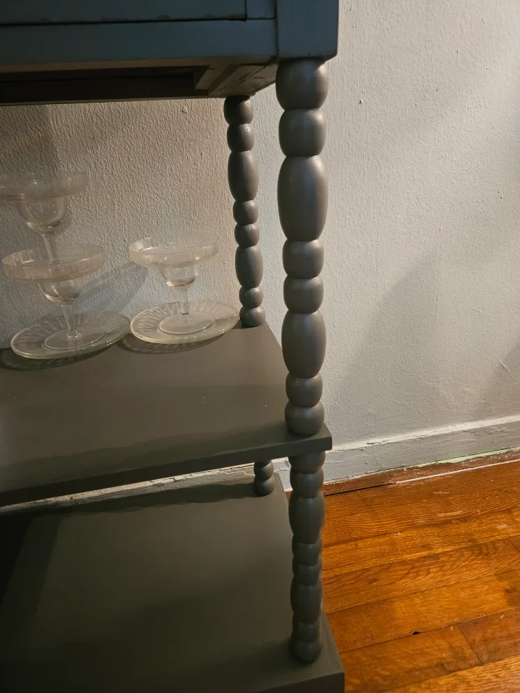 Grey Home Goods Consola/Table  w/ 2 Drawers image indicator(4)