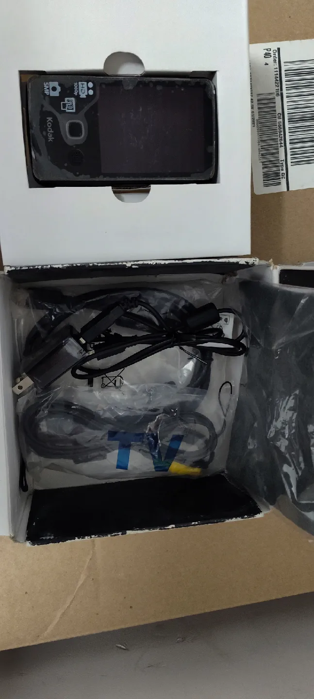 [defective] Kodak Playtouch Digital Camera with Box image indicator(5)