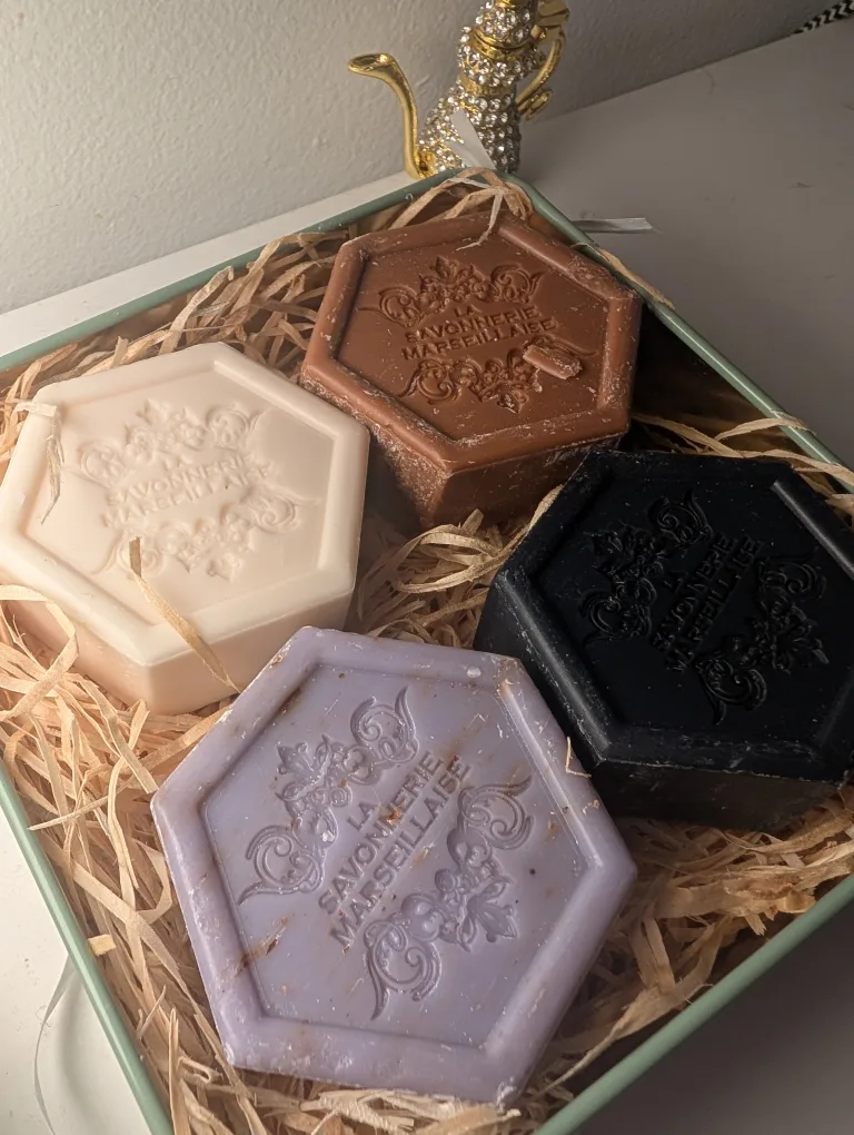 Savon de Marseille – Authentic Soap from the South of France 🇫🇷 image indicator(6)