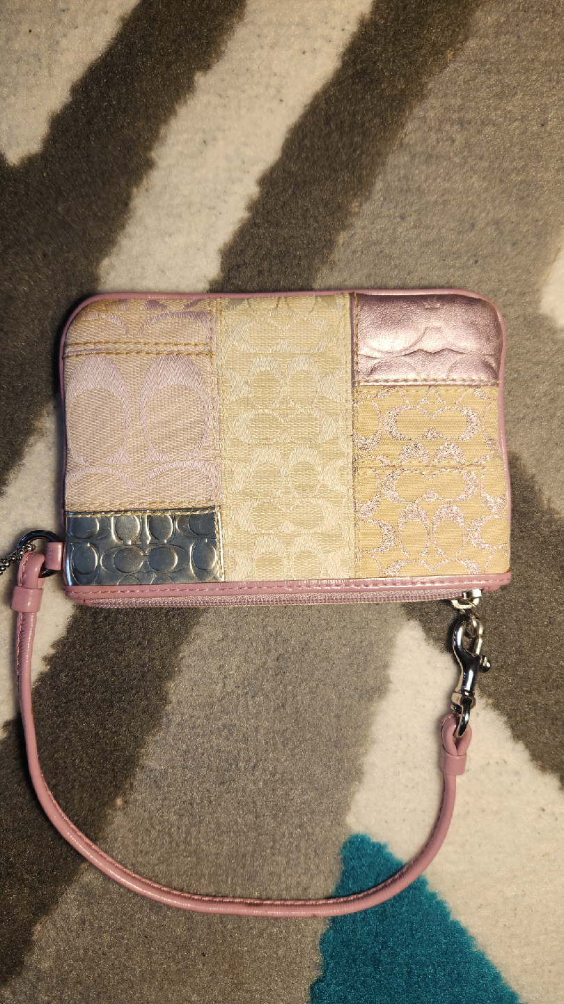 Coach Wristlet - photo 3