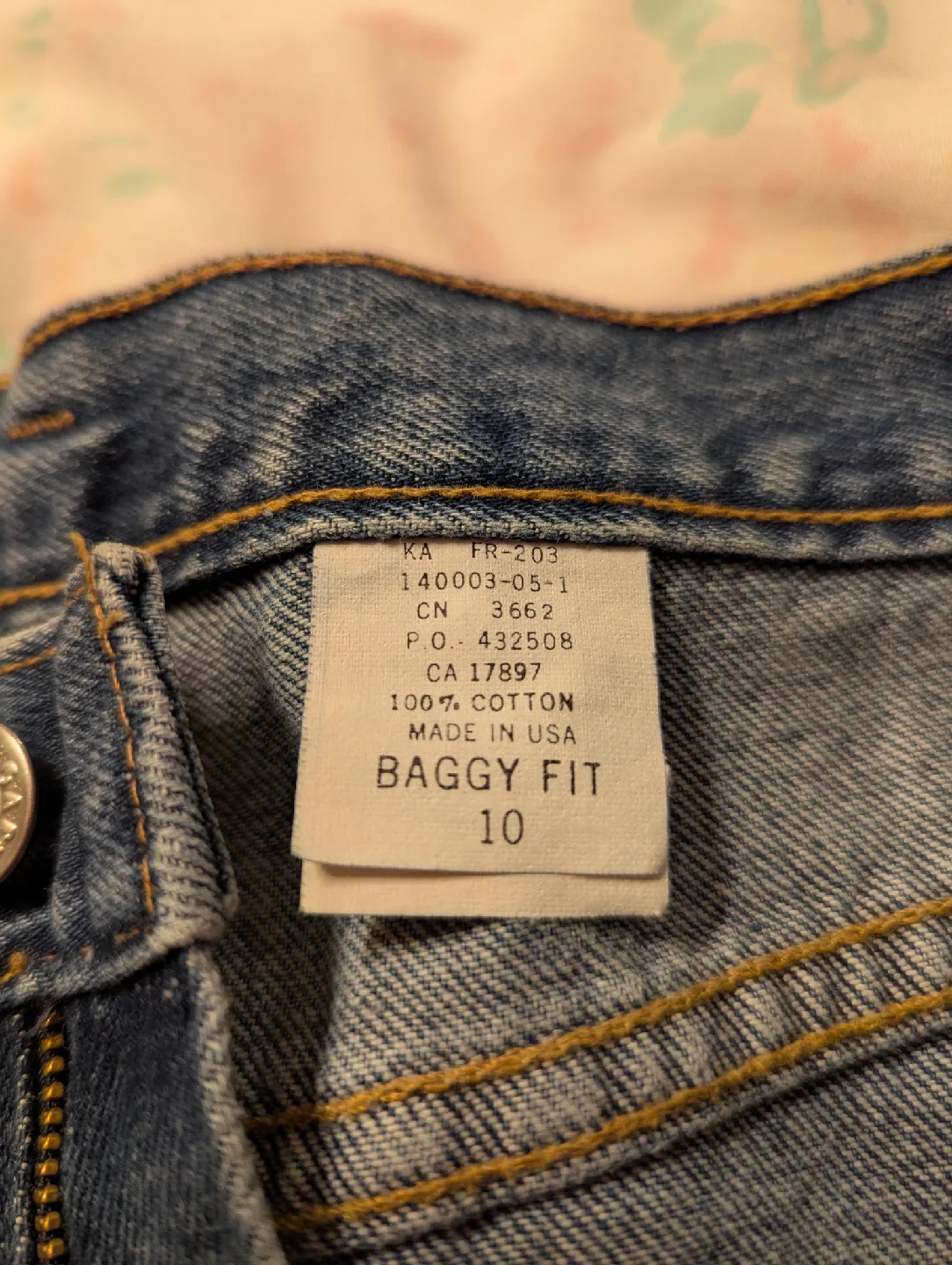 Gap Denim Baggy Fit Jeans Size 10x32 image indicator(4)