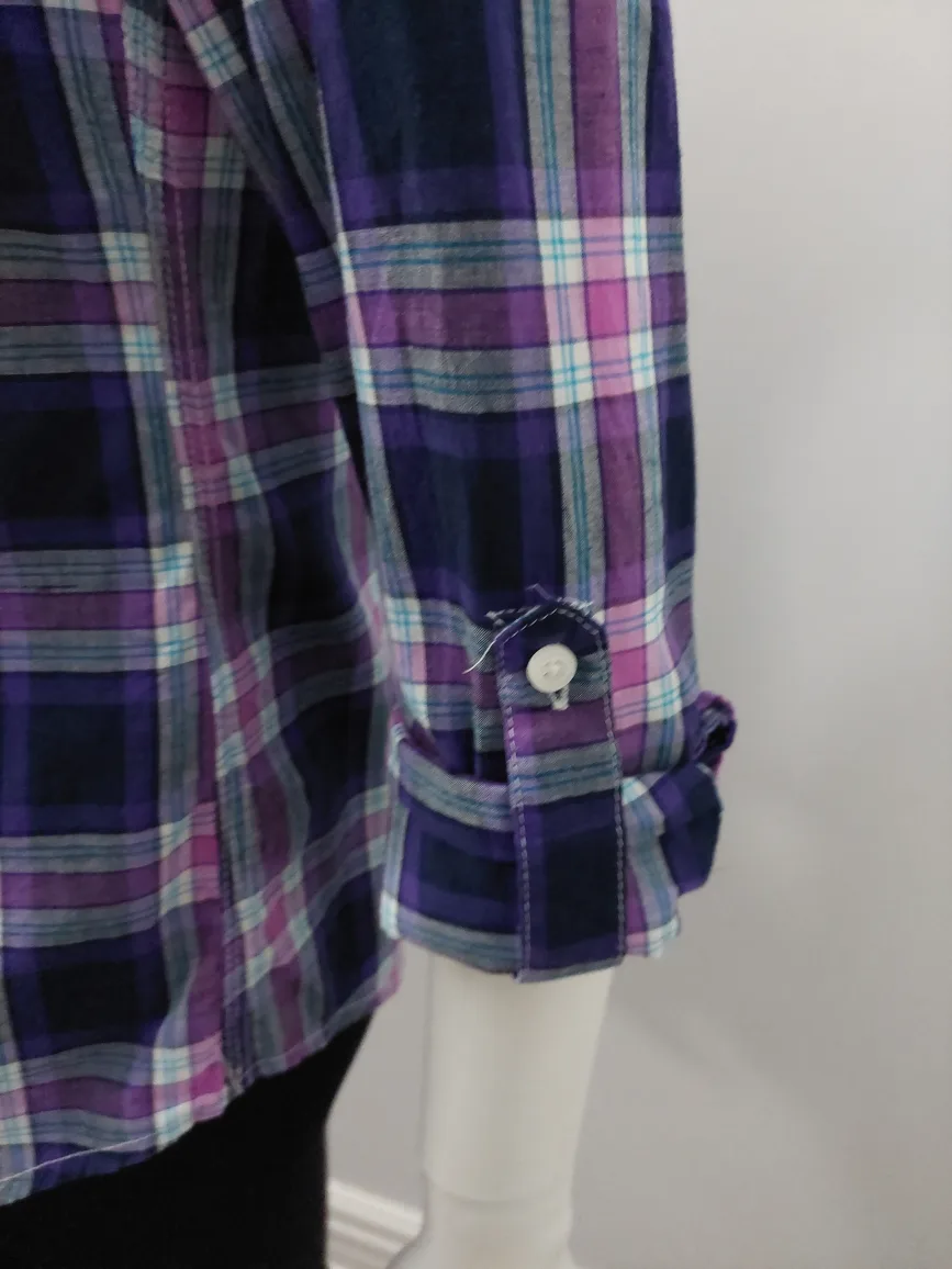 Old Navy Plaid Button-Down  Cotton Shirt  Medium image indicator(5)