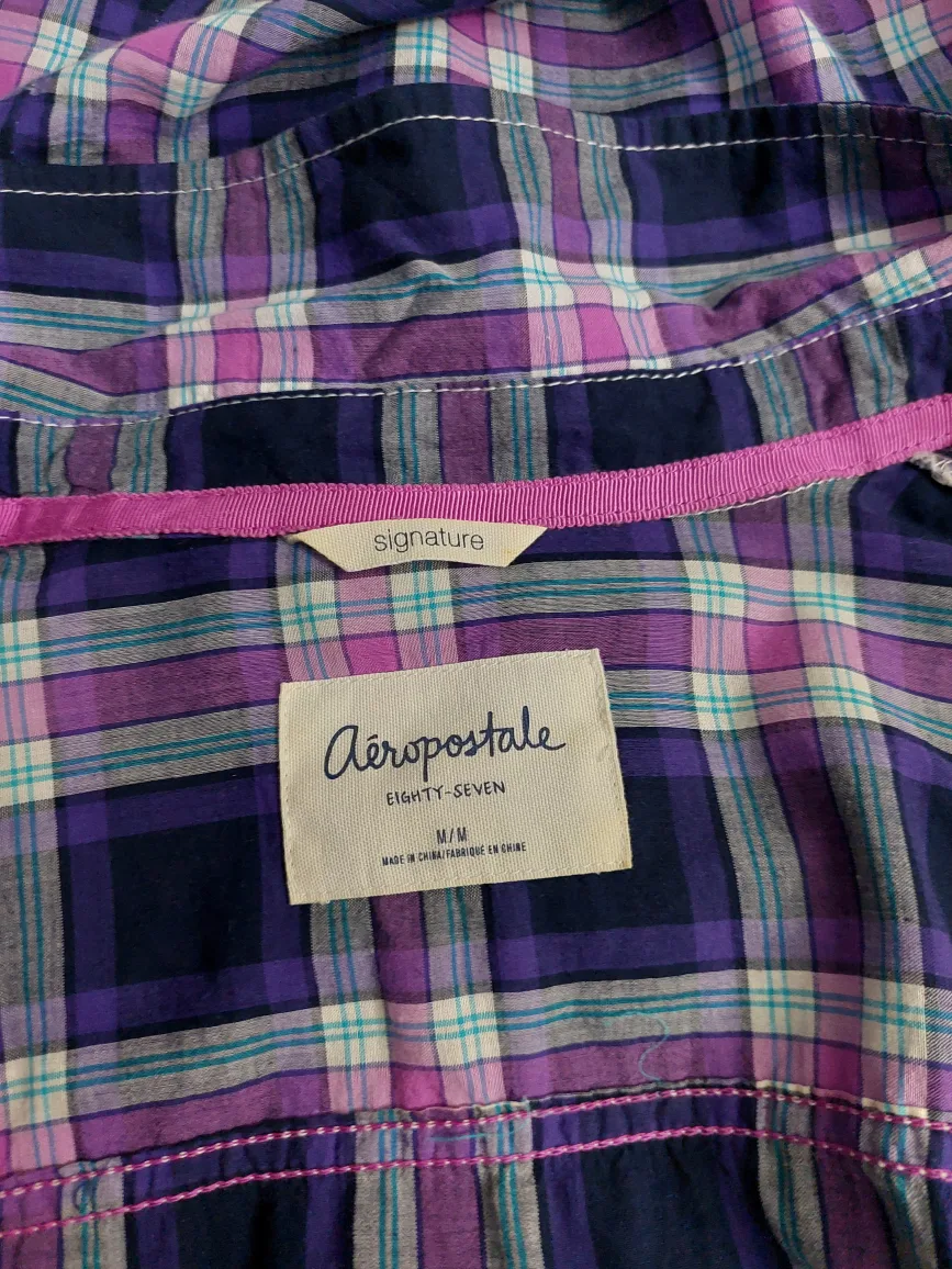 Old Navy Plaid Button-Down  Cotton Shirt  Medium image indicator(7)