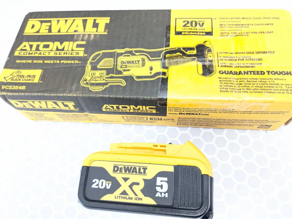 20V Max DeWalt Atomic Multi Tool + 5AH XR Battery Pack image indicator(3)