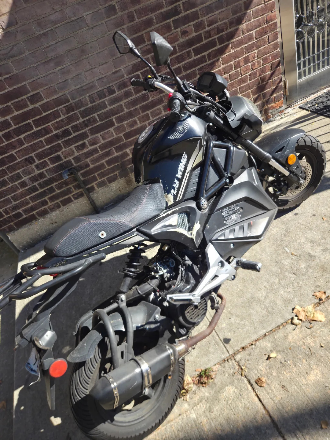 Fly Wing Motorcycle - Black image indicator(2)