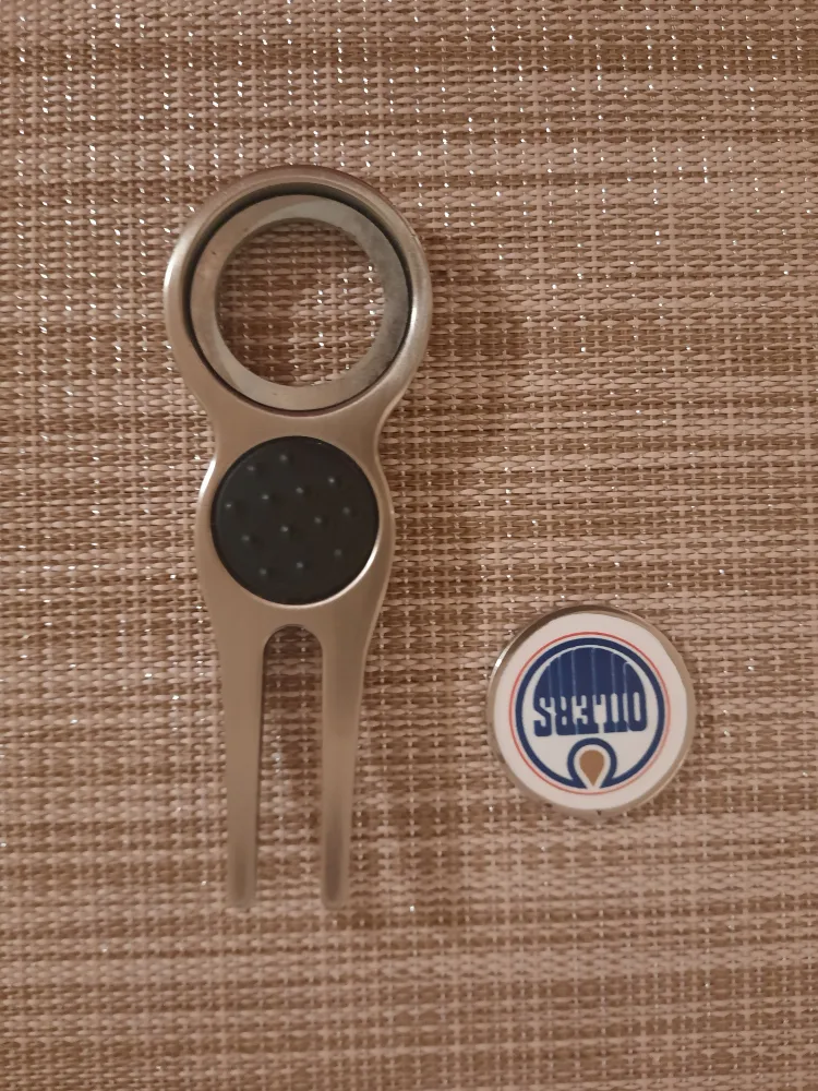 Edmonton Oilers Golf Divot Tool & Ball Marker image indicator(2)