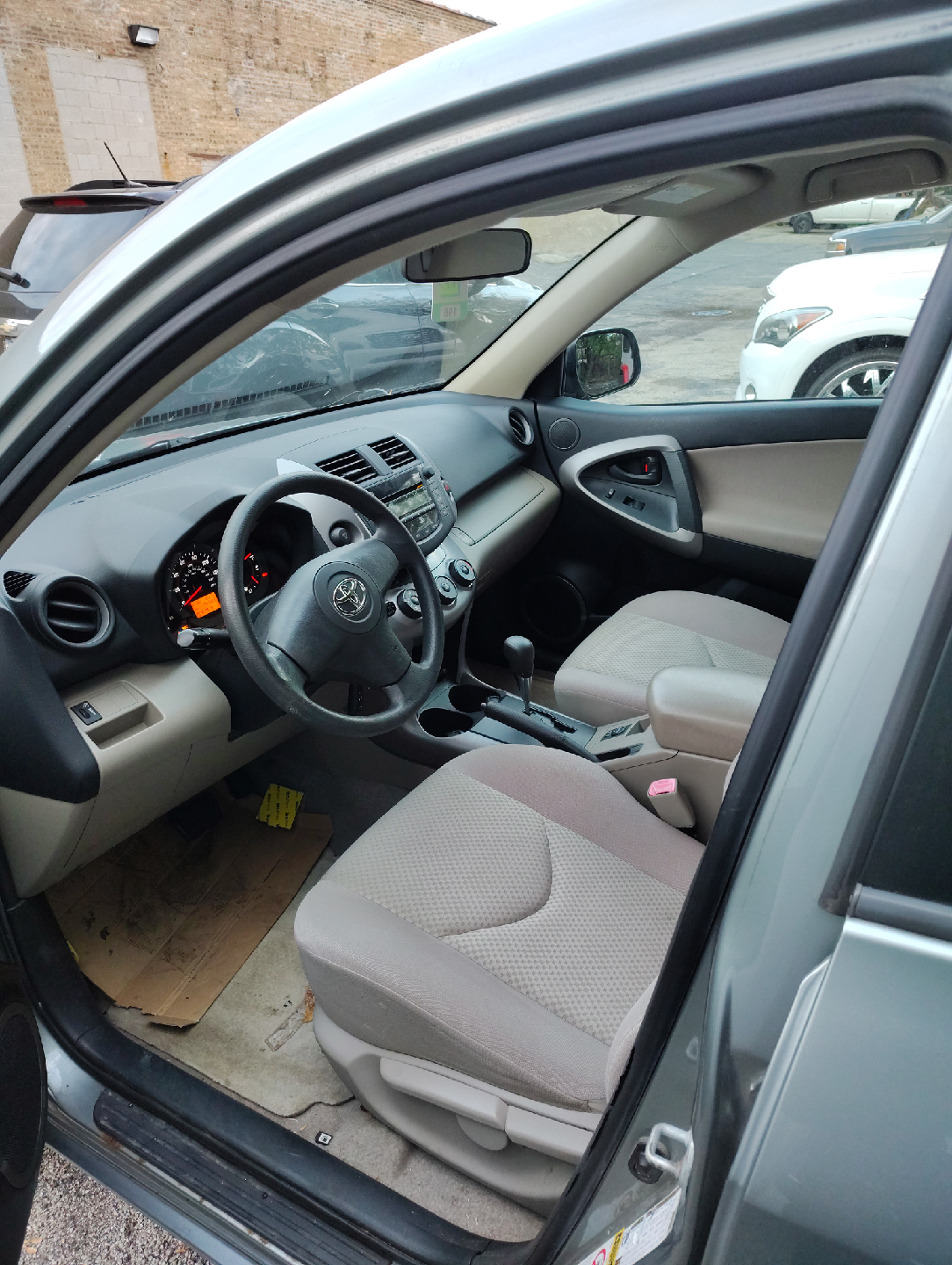 Toyota RAV4 , 2007 , 174,000 Mileage - photo 4