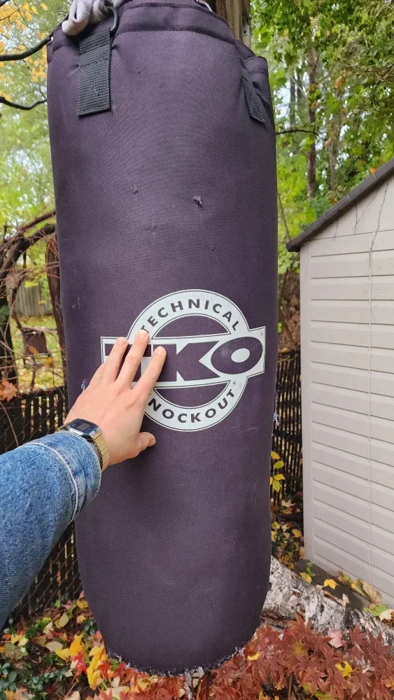 TKO Canvas Punching Bag image indicator(2)
