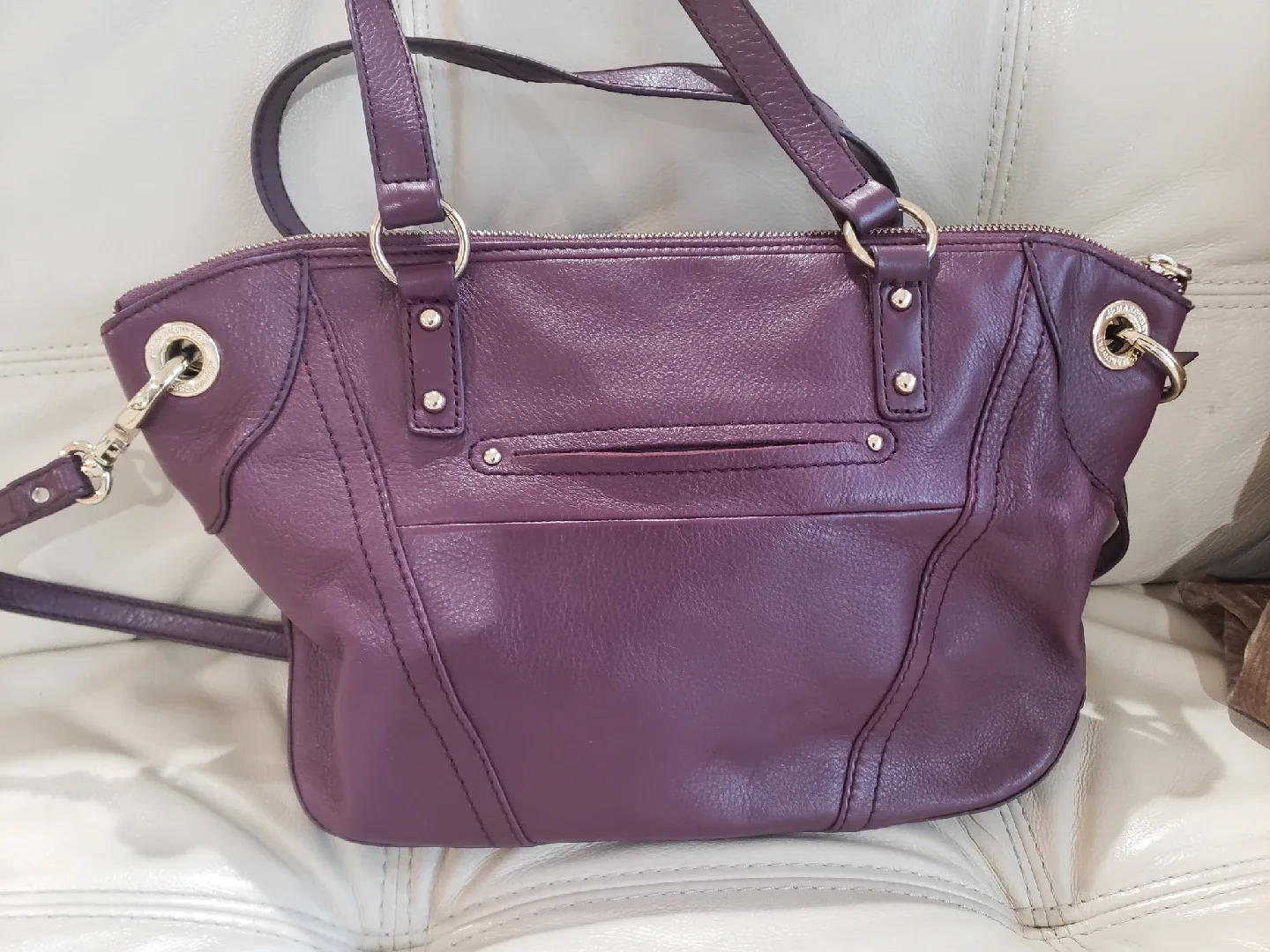 B. Makowsky Purple Leather Handbag image indicator(5)