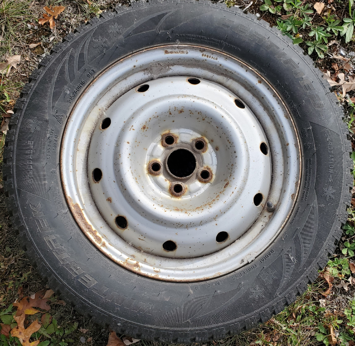 Certified Ertrek 215/60R16 Tires and rims