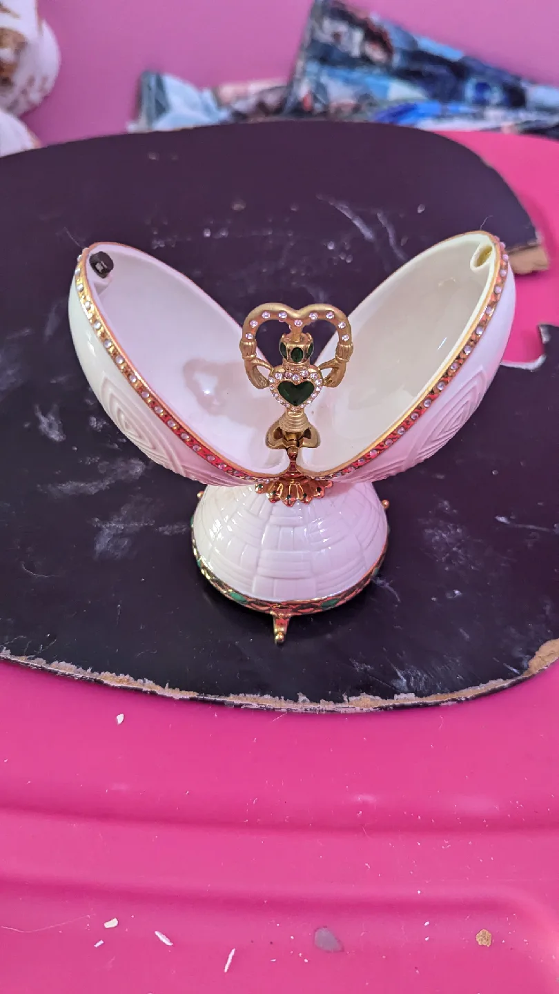 Decorative Egg Trinket Box image indicator(4)