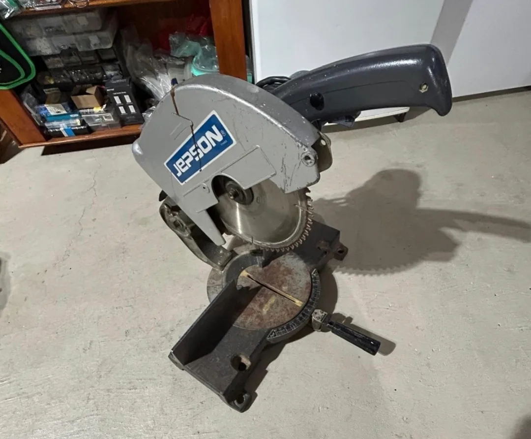 tools thumbnail