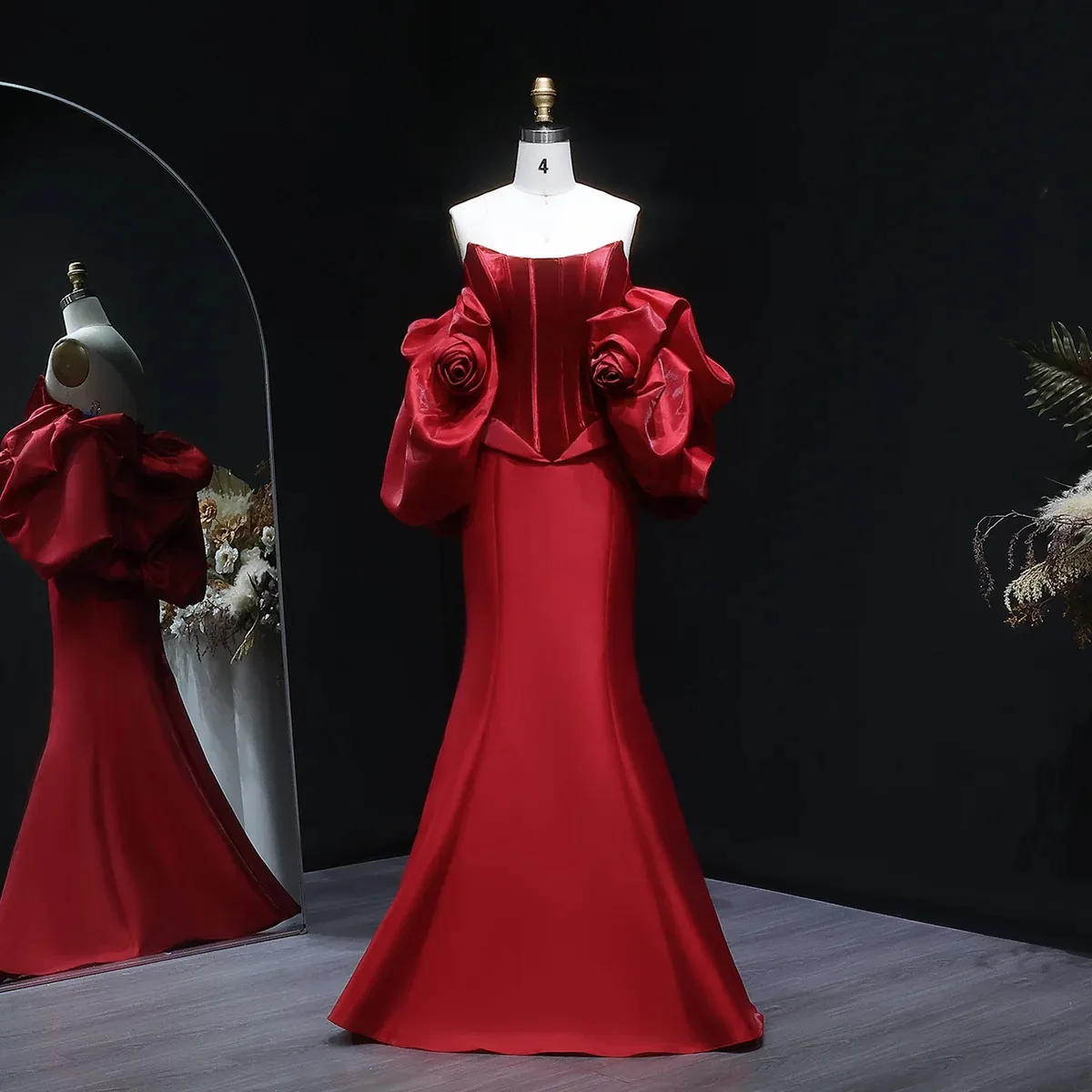 Elegant Formal Gowns image indicator(6)